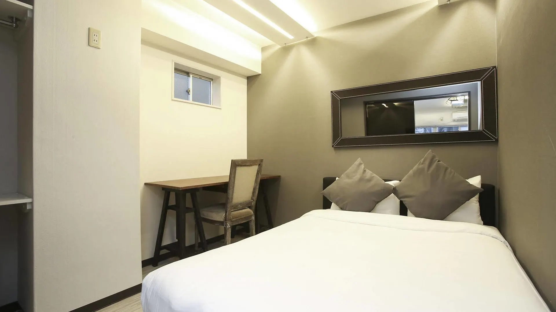 1/3Rd Residence Serviced Apartments Akasaka Tokyo 0*,  Japan